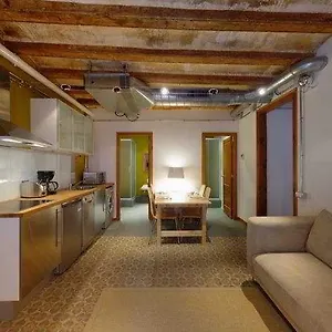 Cosmopolitan Apartament Barcelona